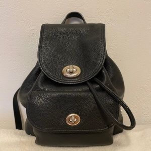 COACH Mini Billie Turnlock backpack